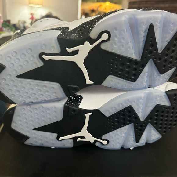 Men’s Air Jordan 6 Retro “Reverse Oreo” NIB - Picture 10 of 10